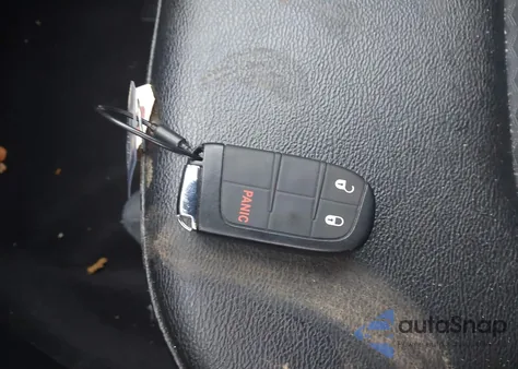 2024 Jeep Compass Latitude 4X4 from USA, damaged, VIN 3C4NJDBN3RT118918